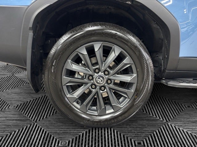 2025 Toyota Land Cruiser Base