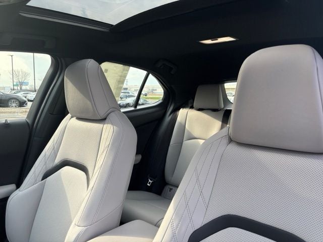 2023 Lexus UX 250h F SPORT Design