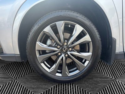 2023 Lexus UX 250h F SPORT Design
