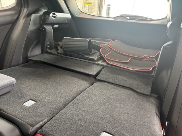 2023 Lexus UX 250h F SPORT Handling