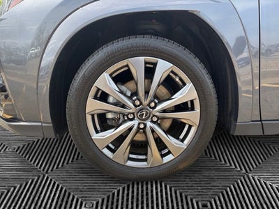 2023 Lexus UX 250h F SPORT Handling