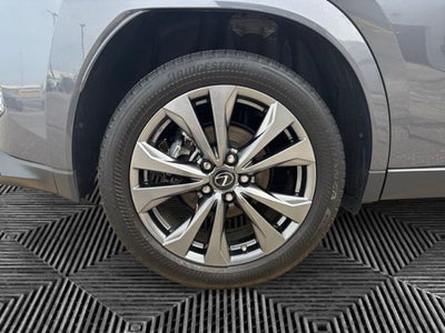 2023 Lexus UX 250h F SPORT Handling