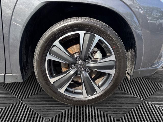 2025 Lexus UX 300h Premium
