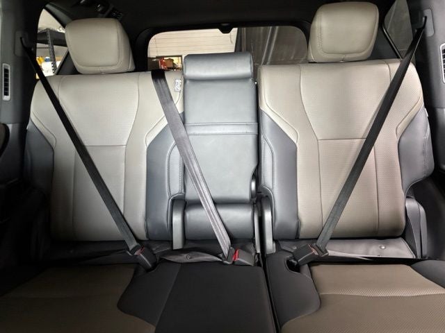 2025 Lexus LX 700h Overtrail