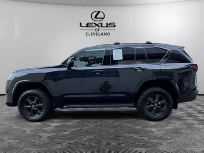 2025 Lexus LX 700h Overtrail