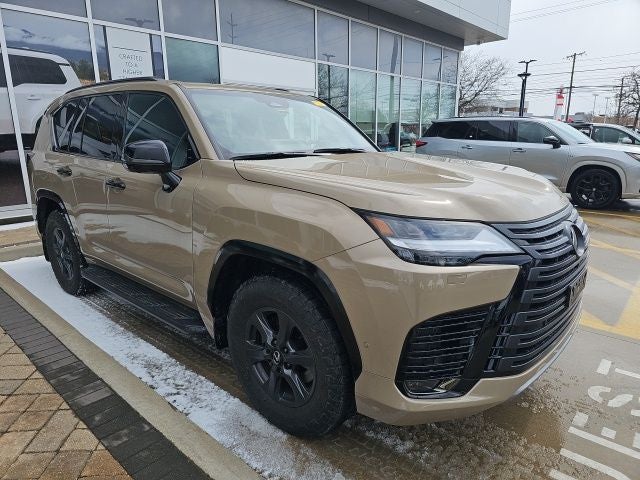 2025 Lexus LX 700h Overtrail