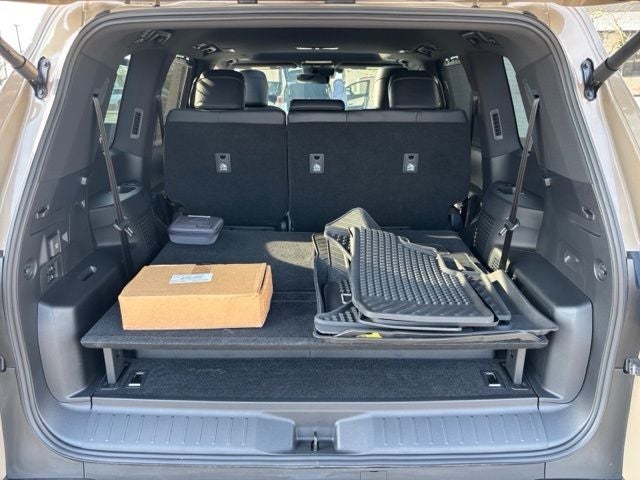 2025 Lexus LX 700h Overtrail