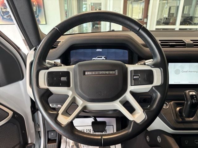2022 Land Rover Defender 110 X-Dynamic SE