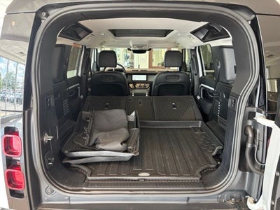 2022 Land Rover Defender 110 X-Dynamic SE