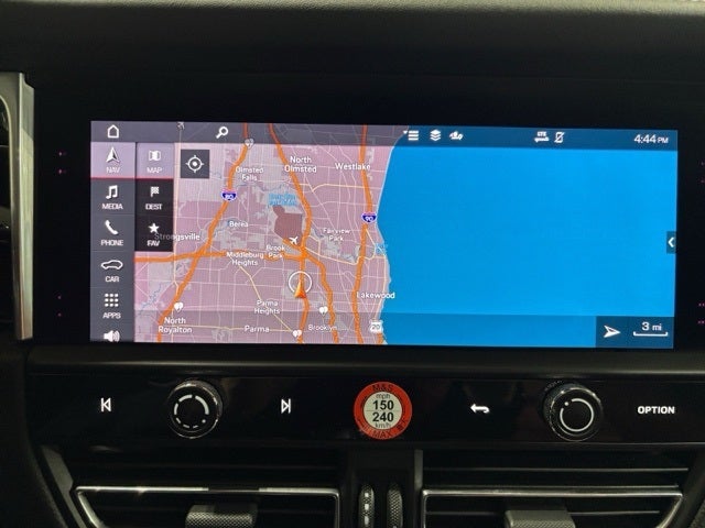 2022 Porsche Macan S