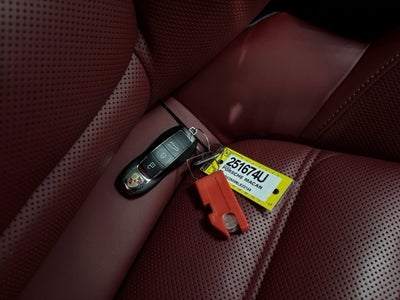 2022 Porsche Macan S