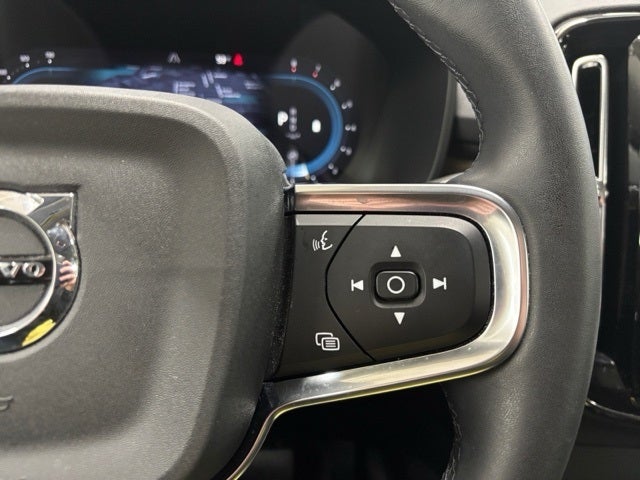 2023 Volvo XC40 Ultimate