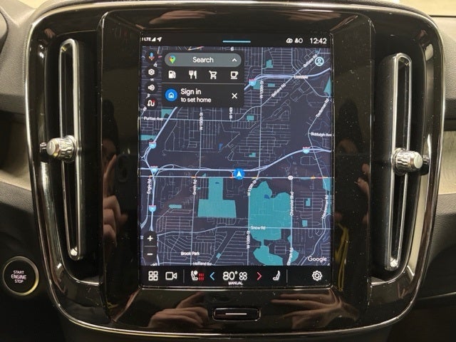 2023 Volvo XC40 Ultimate