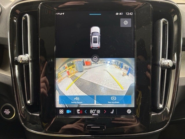 2023 Volvo XC40 Ultimate