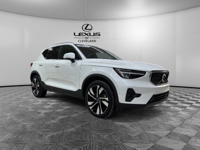 2023 Volvo XC40 Ultimate