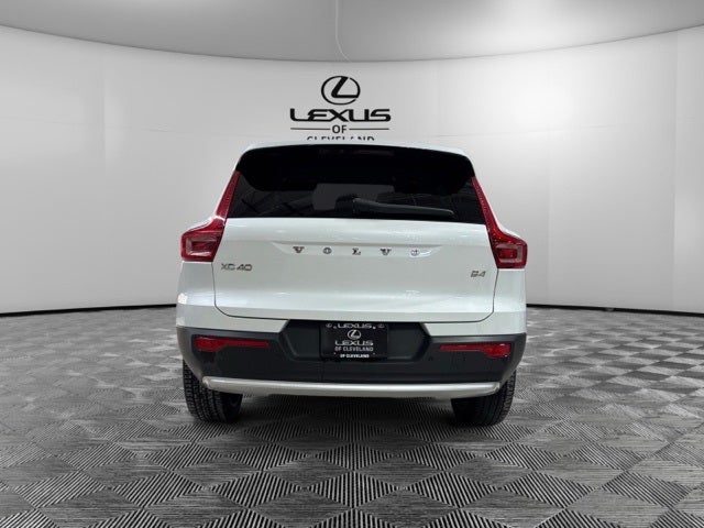 2023 Volvo XC40 Ultimate