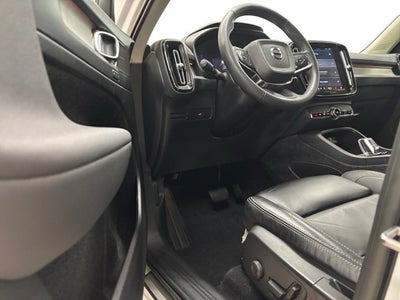 2023 Volvo XC40 Ultimate