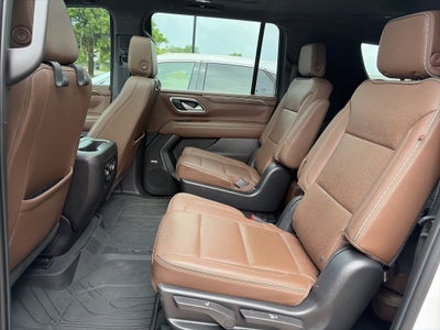 2022 Chevrolet Suburban High Country