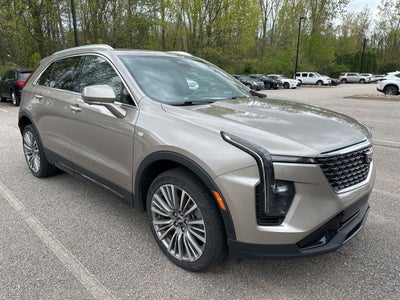 2024 Cadillac XT4 Premium Luxury