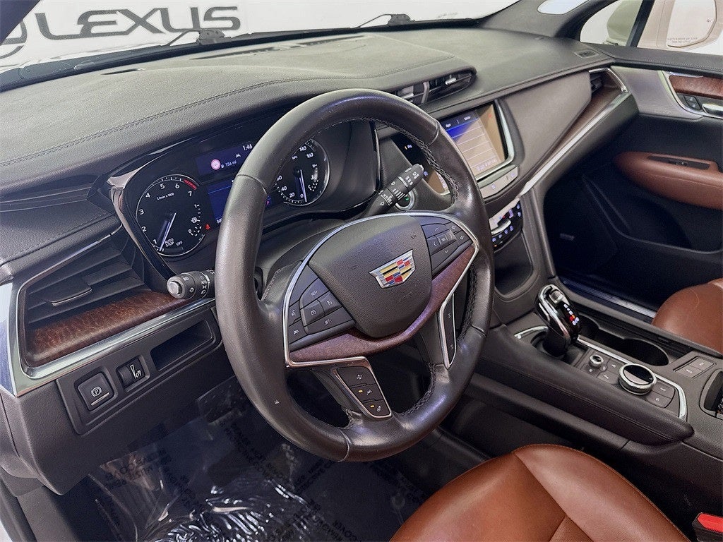 2020 Cadillac XT5 Premium Luxury