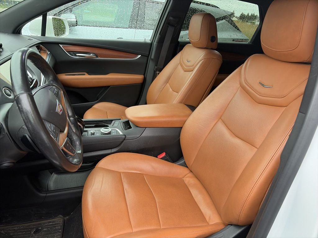 2020 Cadillac XT5 Premium Luxury