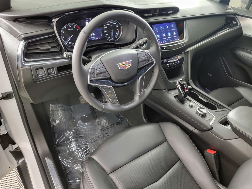 2022 Cadillac XT5 Premium Luxury