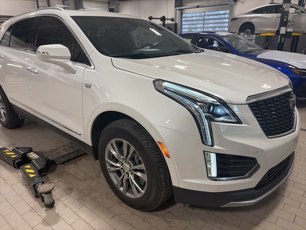 2022 Cadillac XT5 Premium Luxury
