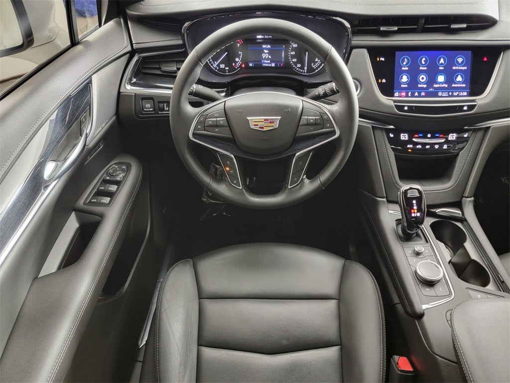 2022 Cadillac XT5 Premium Luxury