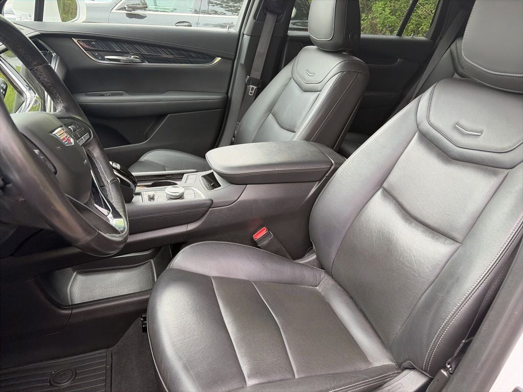 2020 Cadillac XT6 Premium Luxury