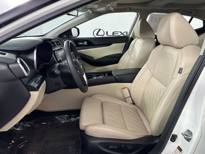 2023 Nissan Maxima Platinum