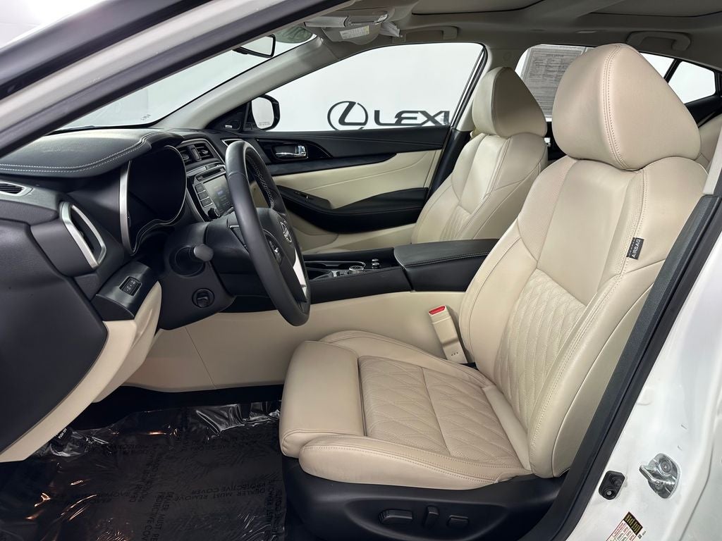 2023 Nissan Maxima Platinum