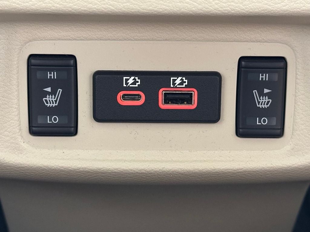 2023 Nissan Maxima Platinum