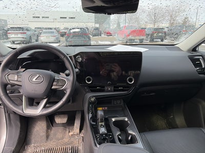 2025 Lexus NX 350h Luxury