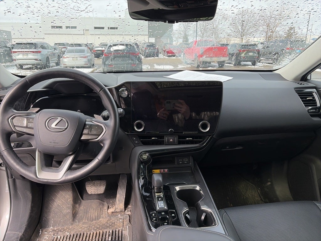 2025 Lexus NX 350h Luxury
