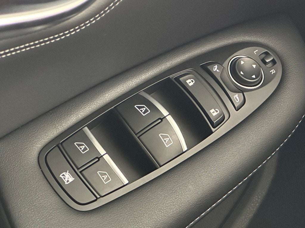 2025 INFINITI QX55 LUXE