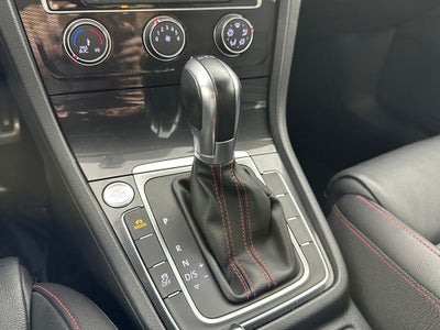 2017 Volkswagen Golf GTI SE