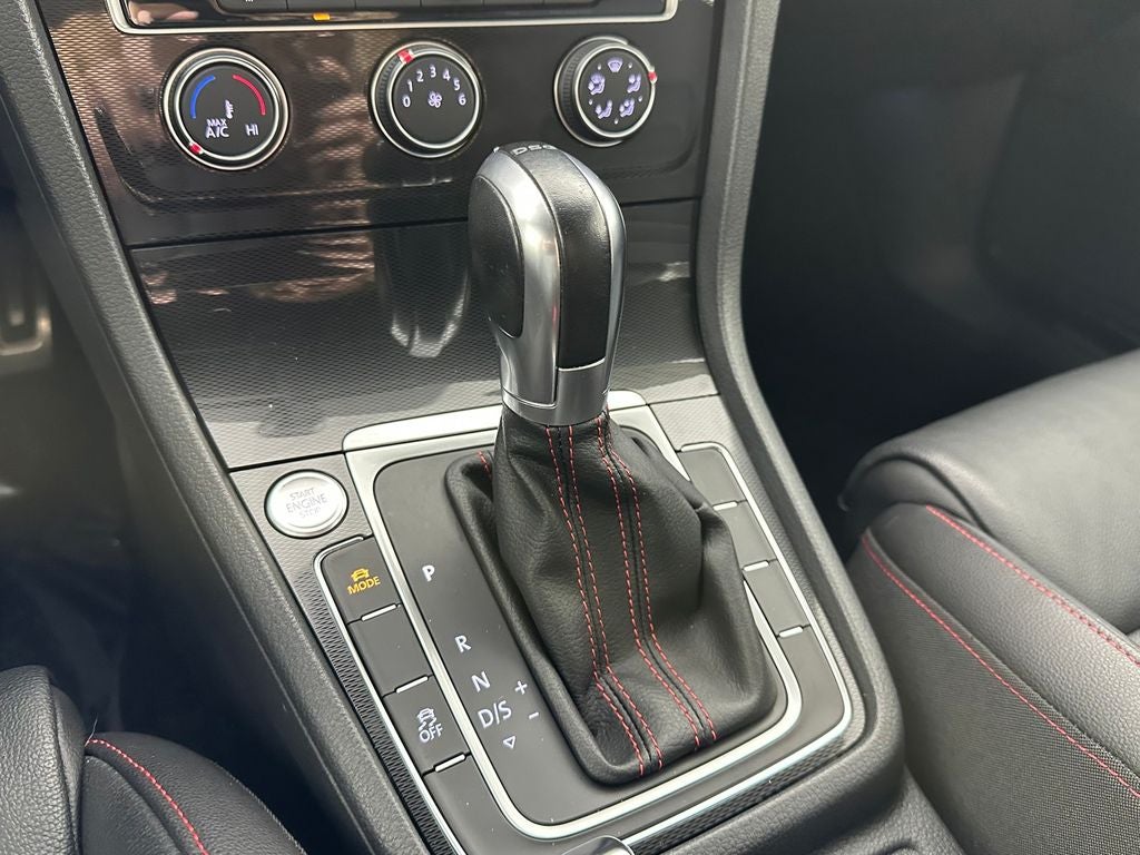 2017 Volkswagen Golf GTI SE