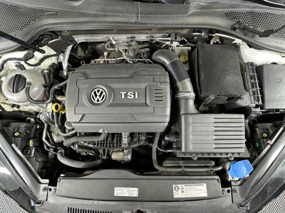 2017 Volkswagen Golf GTI SE