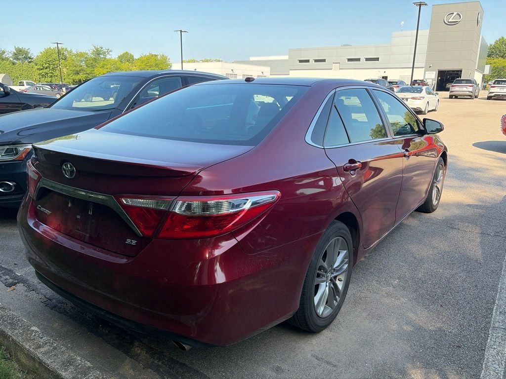 2016 Toyota Camry SE