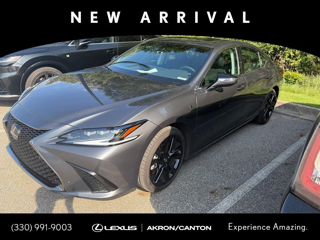 2025 Lexus ES 300h F SPORT Design