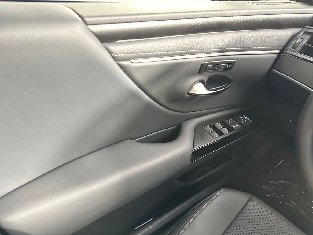2025 Lexus ES 350 F Sport