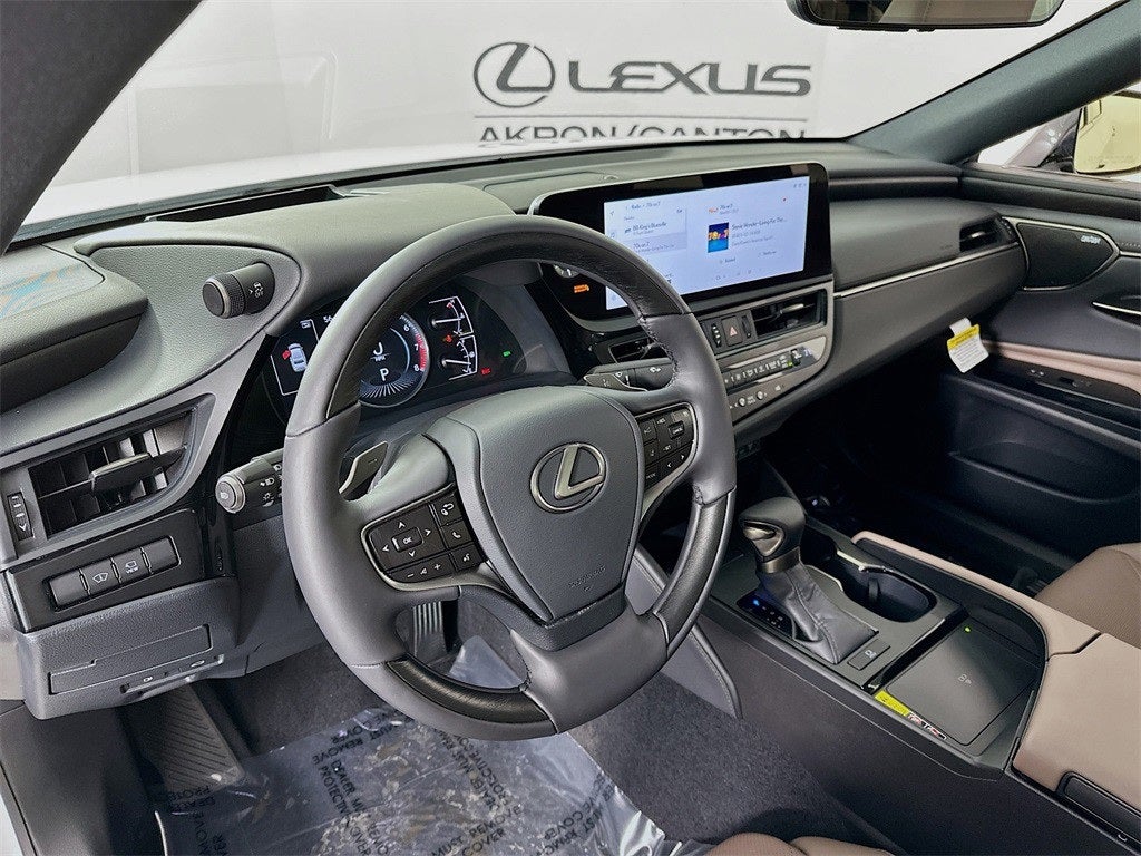 2025 Lexus ES 350 Luxury