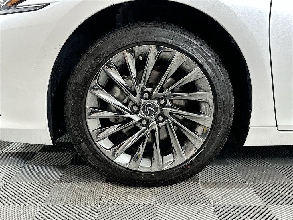 2025 Lexus ES 350 Luxury