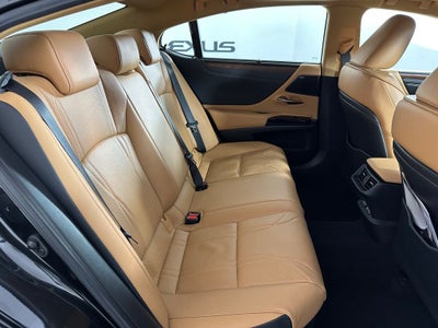 2024 Lexus ES 300h Ultra Luxury