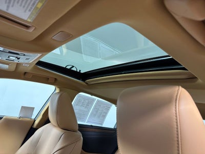 2024 Lexus ES 300h Ultra Luxury