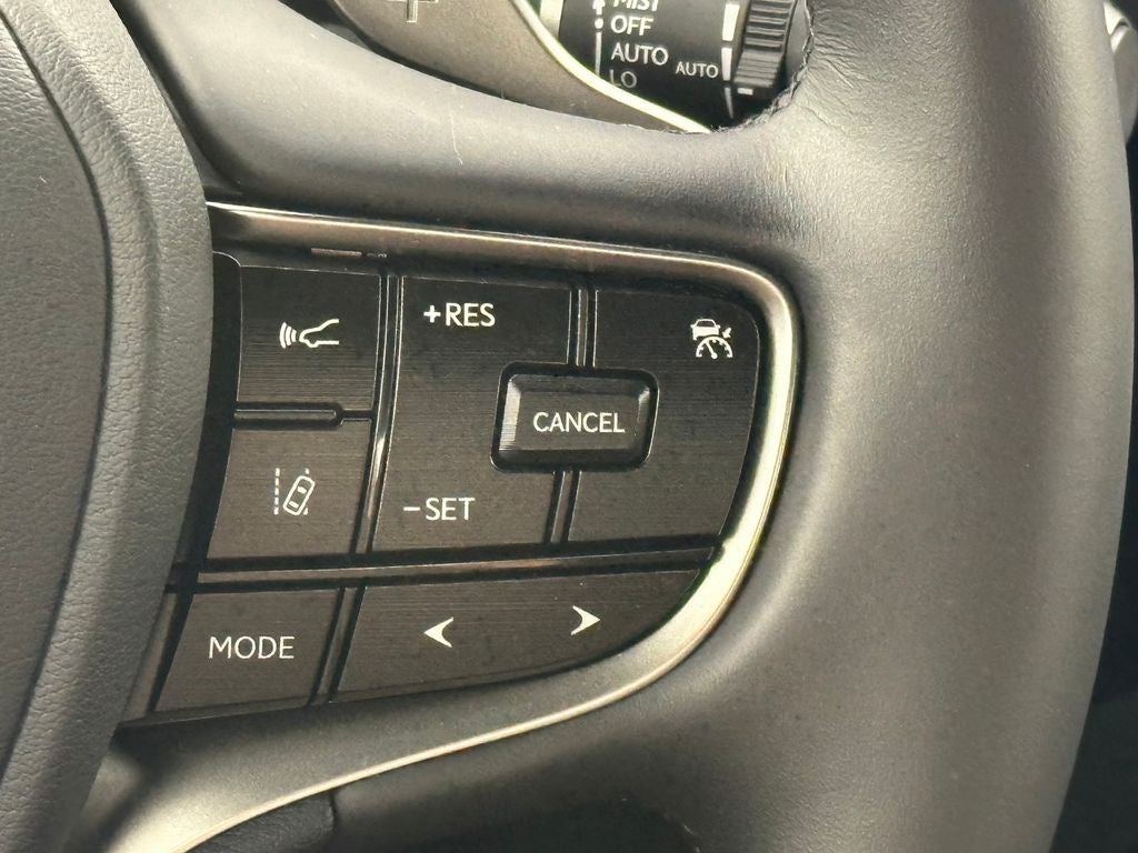 2025 Lexus ES 300h Ultra Luxury