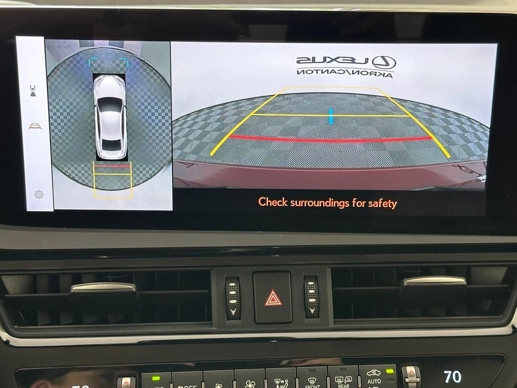 2025 Lexus ES 300h Ultra Luxury