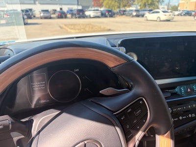 2024 Lexus ES 350 Ultra Luxury