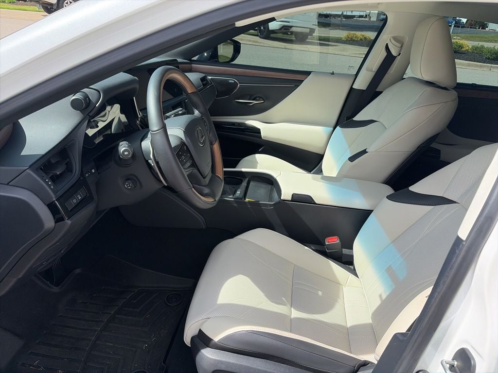 2024 Lexus ES 350 Ultra Luxury