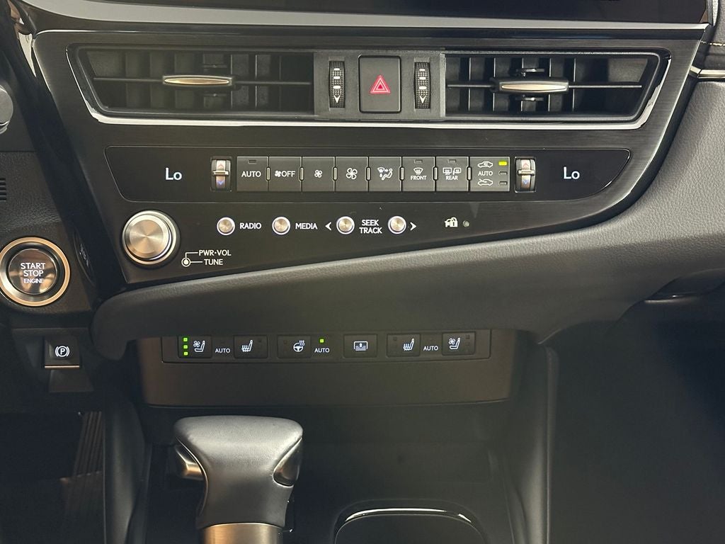 2024 Lexus ES 350 Ultra Luxury